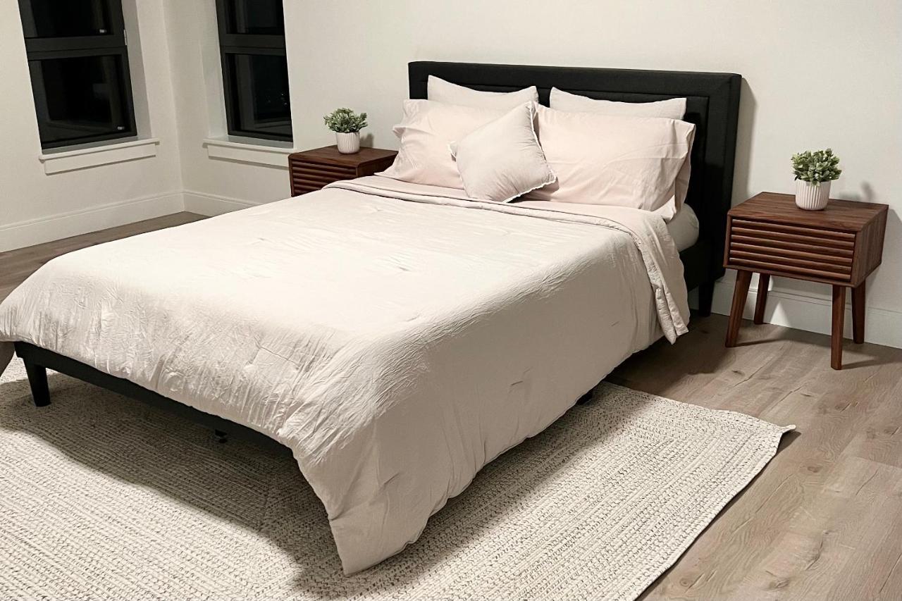 Modern 2 Bed Furnished Apartment In Quincy Buitenkant foto